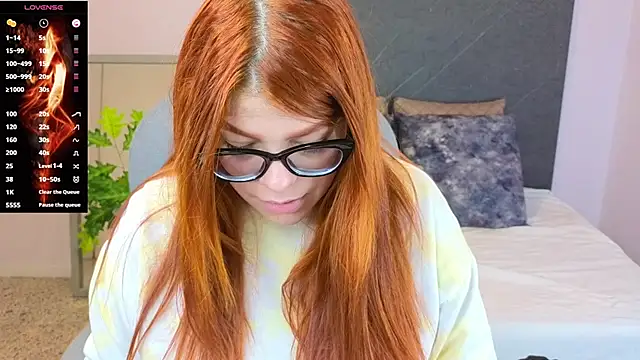 lucie nicolls online show from January 12, 1:11 am