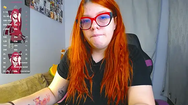 lucie nicolls online show from March 9, 9:46 pm