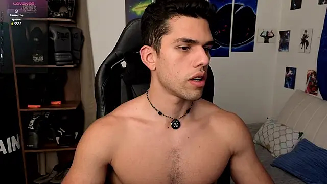 Snapshot of JacobKirito chatting on December 19, 3:24 am JacobKirito online show from December 19, 3:24 am