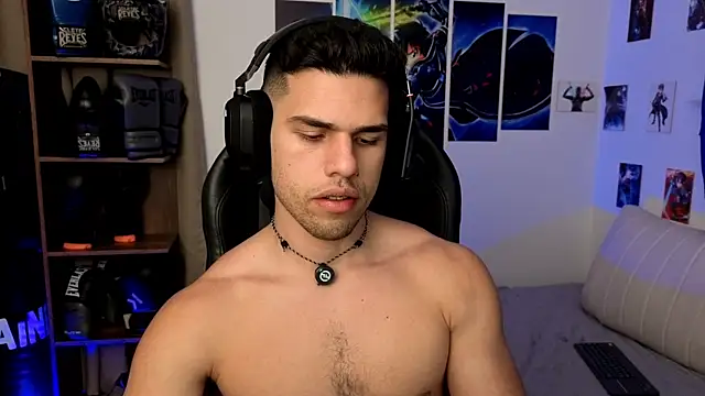 Snapshot of JacobKirito chatting on January 12, 1:44 am JacobKirito online show from January 12, 1:44 am