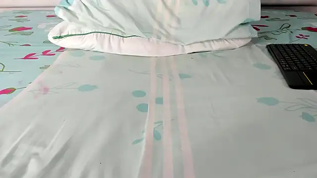 maybelline69 online show from November 8, 10:04 am