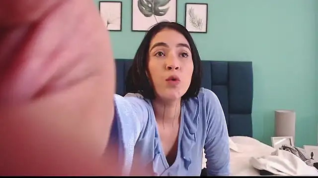 NicollColeman online show from March 13, 8:32 pm