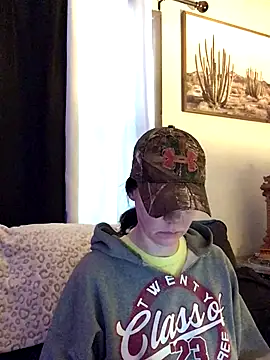 SidneyRaee online show from December 15, 6:56 pm