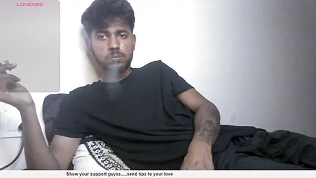 just fucks online show from October 25, 8:14 pm