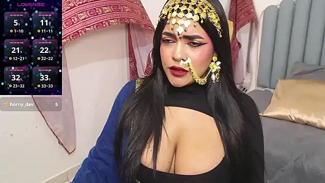 lakshmiraniii online show from November 4, 12:04 pm