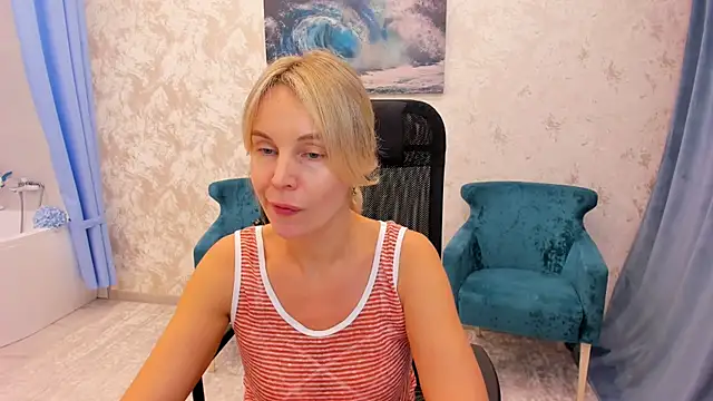 Sinty Devis online show from March 7, 3:07 pm