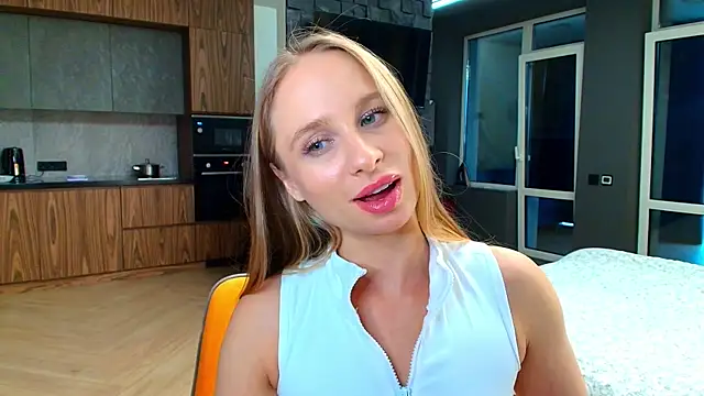 Mad1en online show from May 30, 1:30 pm
