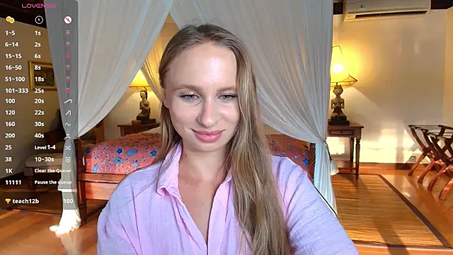 Snapshot of Mad1en chatting on June 27, 9:36 am Mad1en online show from June 27, 9:36 am