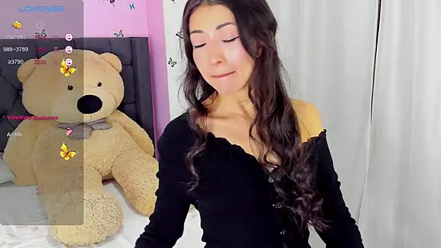 Snapshot of SophiaLiu chatting on January 22, 11:32 pm SophiaLiu online show from January 22, 11:32 pm