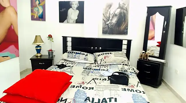 VeronicaReynolds online show from March 9, 4:22 pm