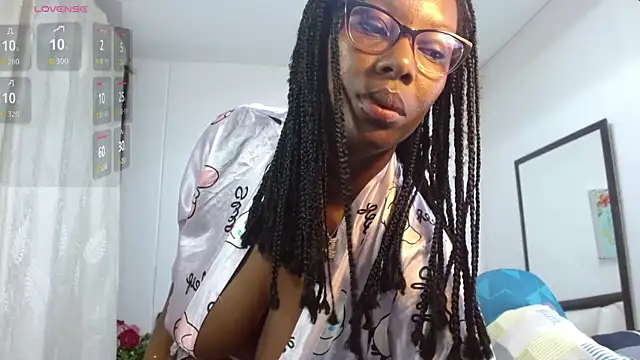 Sara Marks online show from March 25, 11:05 am