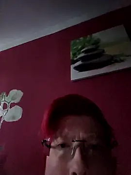 dieGeile0411 online show from October 23, 11:20 am