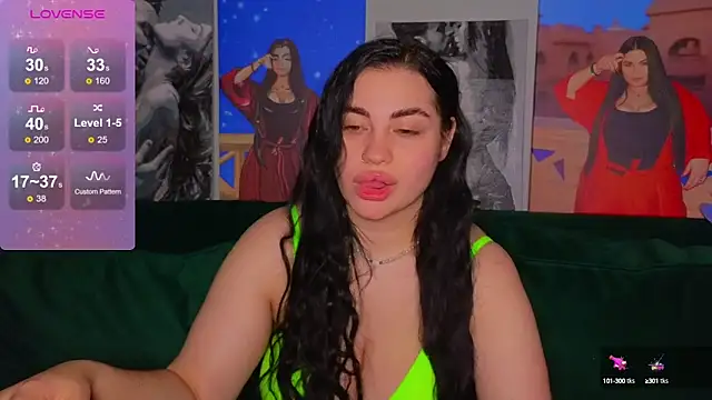 Nikki Kardashian online show from December 5, 3:06 pm