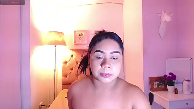 Nahom1  online show from October 14, 9:59 pm