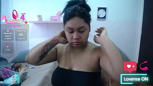 Nahom1  online show from November 5, 9:48 pm