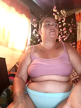 Horny kaylee online show from April 22, 9:05 pm