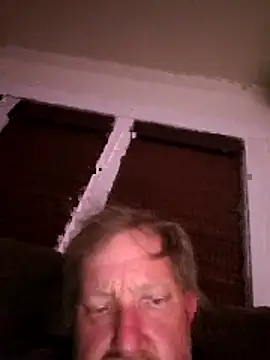 Hugebwc102 online show from February 16, 11:28 am