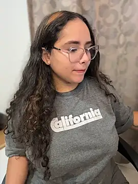 CurlyGirl 1 online show from July 20, 2:26 am