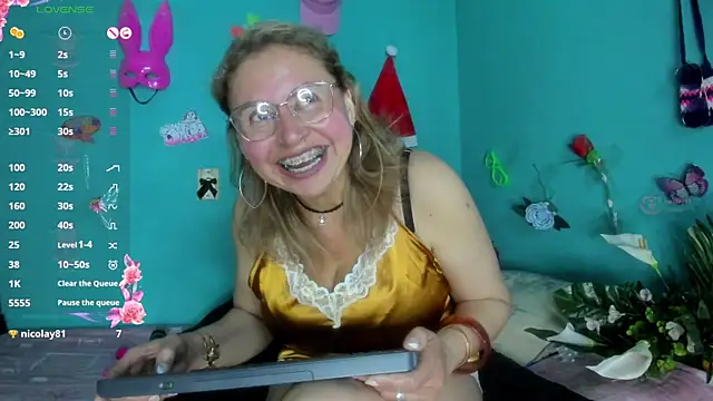 SheraHadee online show from December 18, 10:05 pm