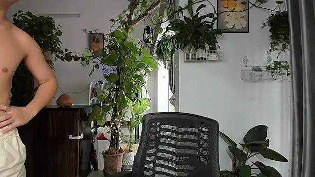 Oliver Nl online show from December 19, 4:19 am