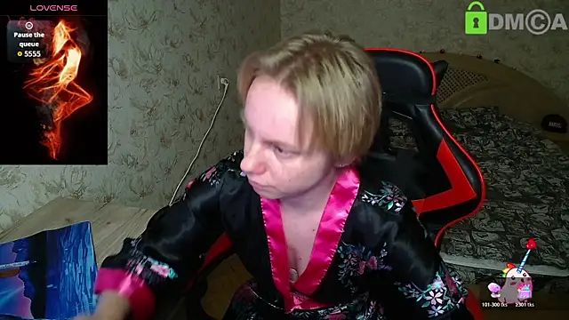 Alexis Gordon online show from November 28, 1:47 pm