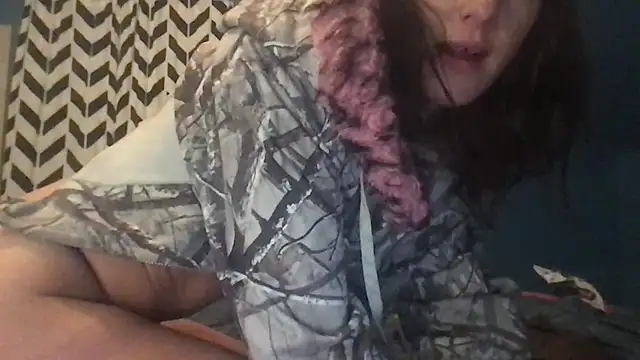 Snapshot of kittycatkendra chatting on November 6, 2:45 am kittycatkendra online show from November 6, 2:45 am