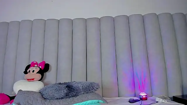 CristalCornner  online show from February 10, 8:21 pm