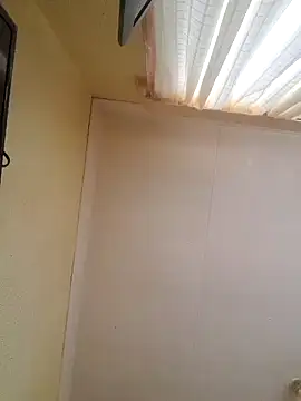 Snapshot of koolbend chatting on January 11, 8:11 am koolbend online show from January 11, 8:11 am