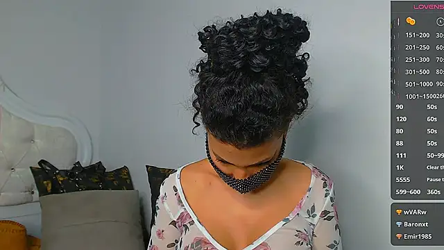 Turkish Latina online show from December 19, 12:45 am