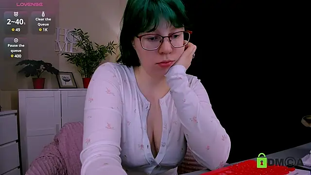 Melissa Wells online show from January 15, 9:09 pm