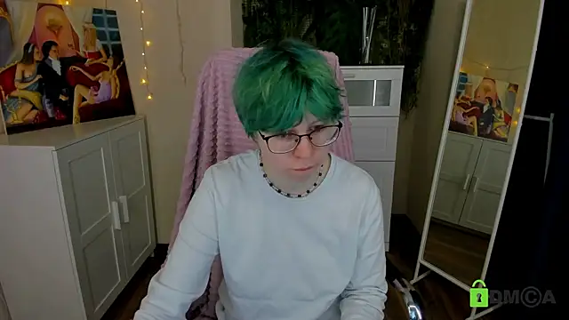 Melissa Wells online show from March 19, 8:43 pm