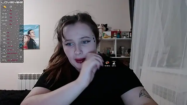 Snapshot of Light_Luna chatting on February 14, 1:51 pm Light Luna online show from February 14, 1:51 pm
