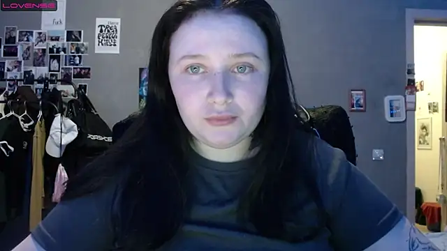 Light Luna online show from April 11, 3:27 pm