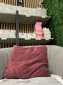 Deonta  online show from February 15, 7:06 am