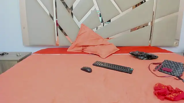 you and i9 online show from September 12, 7:25 pm