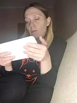 Snapshot of LeraSweet chatting on December 16, 7:21 pm LeraSweet online show from December 16, 7:21 pm