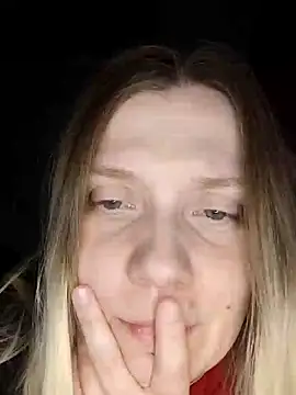 Snapshot of LeraSweet chatting on December 29, 7:43 pm LeraSweet online show from December 29, 7:43 pm