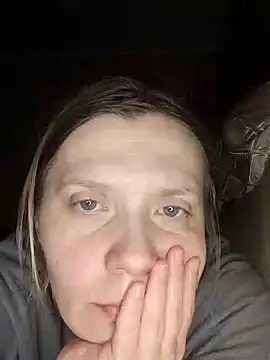 Snapshot of LeraSweet chatting on January 3, 8:11 pm LeraSweet online show from January 3, 8:11 pm