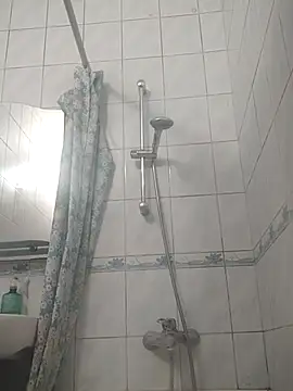 Snapshot of LeraSweet chatting on February 21, 11:01 am LeraSweet online show from February 21, 11:01 am