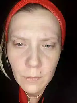 Snapshot of LeraSweet chatting on February 21, 9:54 pm LeraSweet online show from February 21, 9:54 pm