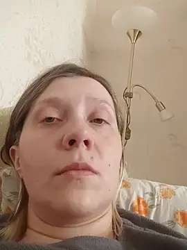 Snapshot of LeraSweet chatting on February 25, 10:37 am LeraSweet online show from February 25, 10:37 am