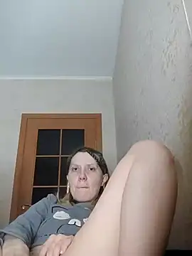 Snapshot of LeraSweet chatting on March 16, 8:11 pm LeraSweet online show from March 16, 8:11 pm