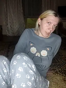 Snapshot of LeraSweet chatting on November 15, 9:11 pm LeraSweet online show from November 15, 9:11 pm