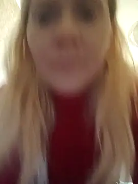 Snapshot of LeraSweet chatting on February 21, 12:28 pm LeraSweet online show from February 21, 12:28 pm