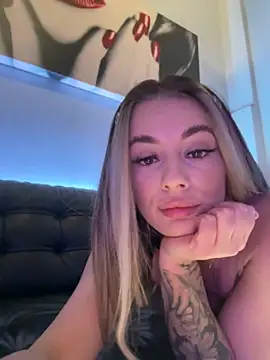 IsabellaEtthan online show from February 28, 8:18 pm