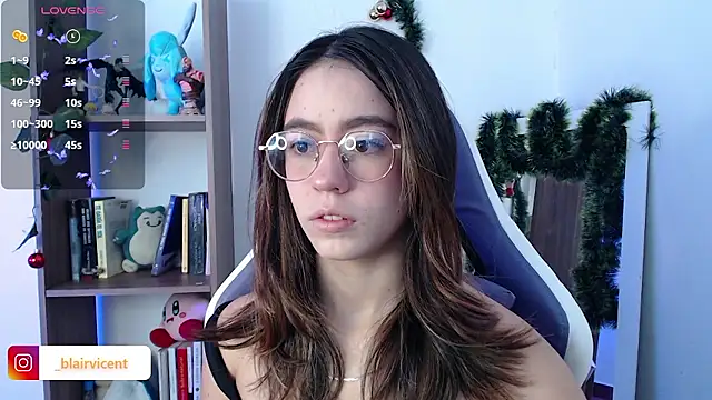 BlairVicent online show from December 3, 11:55 am