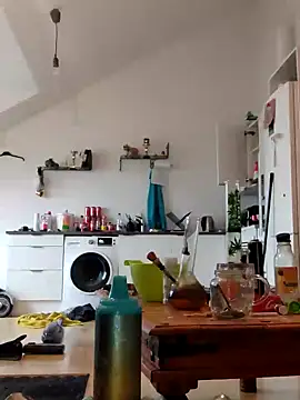 eltoulou online show from January 17, 2:07 pm