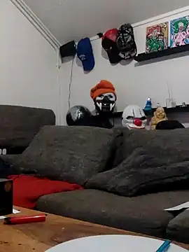 eltoulou online show from February 9, 6:33 am