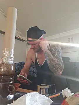 eltoulou online show from December 15, 12:53 pm