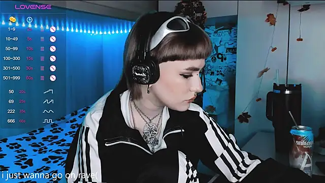 say mary online show from March 15, 5:04 pm